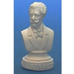 Statuette - sm - Strauss