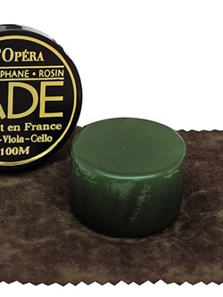 L'opera  Jade Rosin J100M